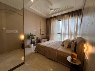 Bedroom Image of 750 Sq.ft 1 BHK Apartment / Flat for rent in Lokhandwala Lady Ratan Tower, Worli Mumbai for Rs. 70000