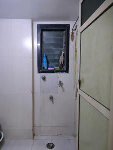 Common Bathroom Image of 530 Sq.ft 1 BHK Apartment / Flat for rent in Puraniks Tokyo Bay, Kasarvadavali Thane for Rs. 20000