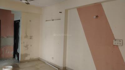 Living Room Image of 850 Sq.ft 2 BHK Apartment / Flat for rent in Supertech Livingston, Crossings Republik Ghaziabad for Rs. 16000