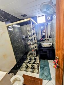 Bathroom Image of 2000 Sq.ft 3 BHK Builder Floor for rent in Sector 41 Gurgaon for Rs. 110000