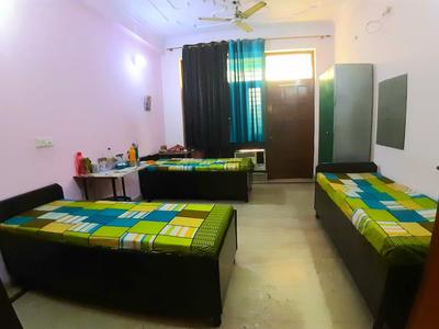 Image of VERMA PG in Sector 63, Noida