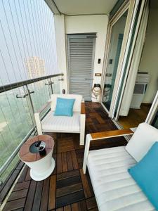Balcony Image of 3850 Sq.ft 4 BHK Apartment / Flat for sale in Jaypee The Sun Court, Jaypee Greens Greater Noida for Rs. 74500000