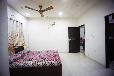 Bedroom Image of 2025 Sq.ft 4 BHK Apartment / Flat for sale in Maninagar Ahmedabad for Rs. 11800000