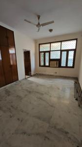 Bedroom Image of 3600 Sq.ft 3 BHK Builder Floor for rent in Gulmohar Park New Delhi for Rs. 180000