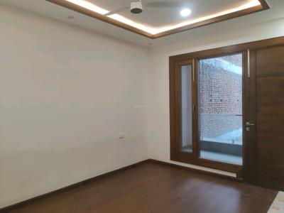 Bedroom Image of 4050 Sq.ft 4 BHK Builder Floor for sale in Ridhi Imperial Homes, Sector 46 Faridabad for Rs. 36000000