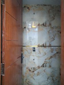Common Bathroom Image of 1000 Sq.ft 2 BHK Apartment / Flat for sale in Sector 72 Noida for Rs. 3900000