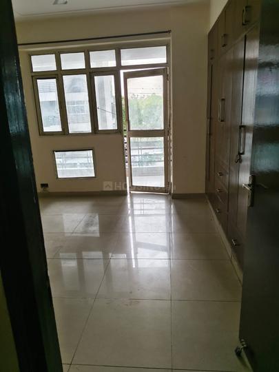 Crossings GH7 Crossings Republik Main Image 1