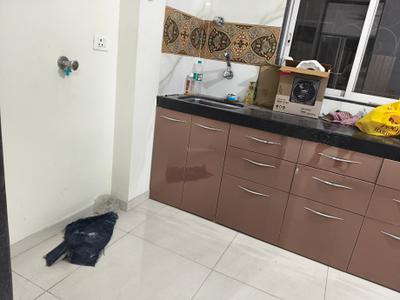 Kitchen Image of 658 Sq.ft 2 BHK Apartment / Flat for rent in Borivali West Mumbai for Rs. 43000