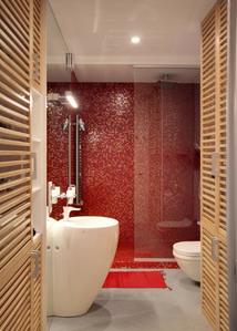 Bathroom Image of 1450 Sq.ft 3 BHK Apartment / Flat for sale in Khar Laxmi Nivas, Khar West Mumbai for Rs. 70000000