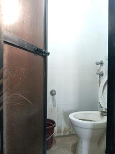 Common Bathroom Image of 652 Sq.ft 1 BHK Apartment / Flat for rent in Rutu Enclave, Kasarvadavali Thane for Rs. 16000
