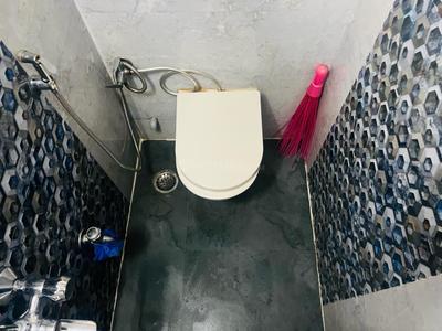 Bathroom Image of 550 Sq.ft 1 BHK Apartment / Flat for sale in  Siddhivinayak Nivara, Lower Parel Mumbai for Rs. 21000000