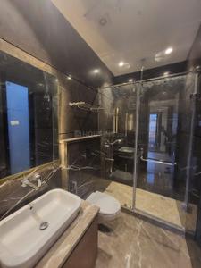 Bathroom Image of 2300 Sq.ft 3.5 BHK Builder Floor for sale in Swaraj Homes RWA Greater Kailash 2 Block E, Greater Kailash New Delhi for Rs. 85000000