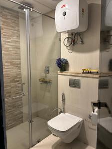 Bathroom Image of 2105 Sq.ft 3 BHK Apartment / Flat for rent in Supertech Supernova, Sector 94 Noida for Rs. 90000