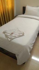 Bedroom Image of 960 Sq.ft 2 BHK Apartment / Flat for rent in Nungambakkam Chennai for Rs. 35000