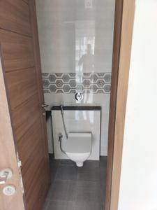 Image of 1024 Sq.ft 2 BHK Apartment / Flat for rent in Shapoorji Pallonji Joyville Sensorium, Maan, Pune for Rs. 26000