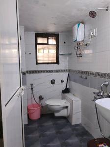Common Bathroom Image of 975 Sq.ft 2 BHK Apartment / Flat for sale in Atul Blue Oasis, Kandivali West Mumbai for Rs. 13000000