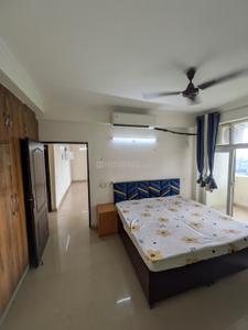 Bedroom Image of 2200 Sq.ft 4 BHK Apartment / Flat for sale in Amrapali Silicon City, Sector 76 Noida for Rs. 26000000