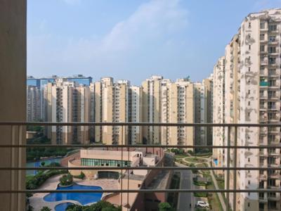 Bedroom Three Image of 1410 Sq.ft 3 BHK Apartment / Flat for sale in Paras Tierea, Sector 137 Noida for Rs. 12000000