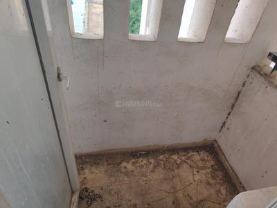 Bathroom Image of 2342 Sq.ft 4.5 BHK Apartment / Flat for sale in Umang Monsson Breeze Phase II, Sector 78 Gurgaon for Rs. 23500000