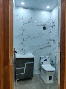 Common Bathroom Image of 1300 Sq.ft 3 BHK Builder Floor for sale in Sky Homes, Indirapuram Ghaziabad for Rs. 12200000