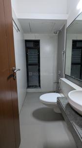Bathroom Image of 950 Sq.ft 2 BHK Apartment / Flat for sale in Rustomjee Elanza, Malad West Mumbai for Rs. 29000000