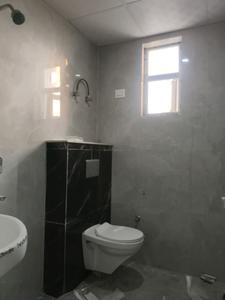 Common Bathroom Image of 1500 Sq.ft 3 BHK Apartment / Flat for sale in Vyom Residency, Noida Extension Greater Noida for Rs. 6145000