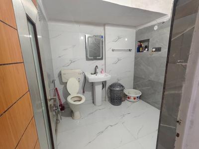 Bathroom Image of 150 Sq.ft 1 BHK Independent House for rent in Tagore Garden Extension New Delhi for Rs. 20000