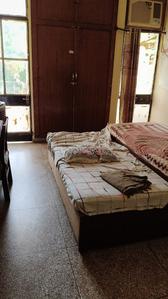 Bedroom Image of Harmeet Kaur Pg in Vikaspuri, New Delhi