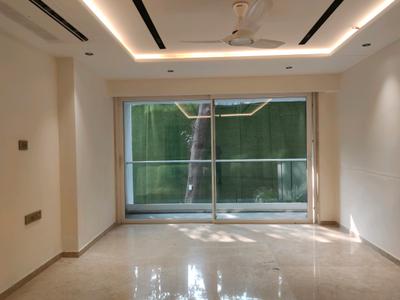 Living Room Image of 1400 Sq.ft 3 BHK Apartment / Flat for sale in Parinee Liva Roca, Vile Parle West Mumbai for Rs. 70000000