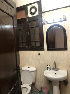 Bathroom Image of 1500 Sq.ft 3 BHK Builder Floor for sale in Jaipuria Sunrise Enclave, Kaushambi Ghaziabad for Rs. 16000000