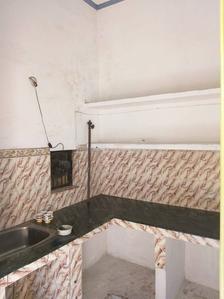 Kitchen Image of 980 Sq.ft 2 BHK Builder Floor for rent in Shanti Vihar Bareilly for Rs. 7500