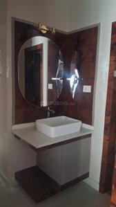 Bathroom Image of 2000 Sq.ft 3.5 BHK Apartment / Flat for rent in Uttorayon Township Siliguri for Rs. 60000