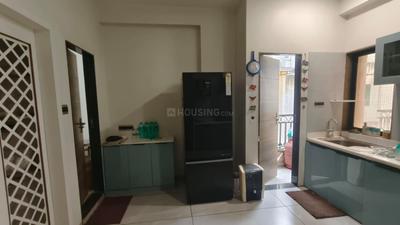 Kitchen Image of 1350 Sq.ft 3 BHK Penthouse for rent in Priyanka Green Emerald, New Alkapuri Vadodara for Rs. 35000
