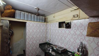 Bathroom Image of 320 Sq.ft 1 RK Apartment / Flat for sale in Mira Road East Mira Bhayandar for Rs. 3150000