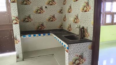 Kitchen Image of 700 Sq.ft 3 BHK Independent House for rent in Roshan Nagar Faridabad for Rs. 7000