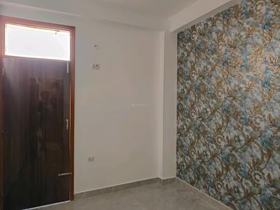 Bedroom Image of 750 Sq.ft 2 BHK Builder Floor for sale in DLF Ankur Vihar Ghaziabad for Rs. 2365555