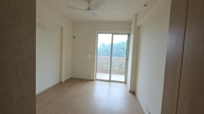 Bedroom Image of 1940 Sq.ft 3 BHK Apartment / Flat for sale in DLF Express Greens, Manesar Gurgaon for Rs. 15500000