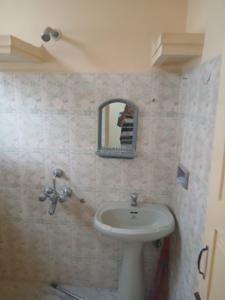 Bathroom Image of 475 Sq.ft 1 RK Studio for rent in Jayanagar Bengaluru for Rs. 10000