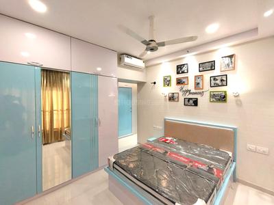 Bedroom Image of 620 Sq.ft 2 BHK Apartment / Flat for rent in Rustomjee Azziano, Thane West Thane for Rs. 45000