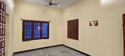 Bedroom Image of 850 Sq.ft 1 BHK Apartment / Flat for rent in Ponmeni Madurai for Rs. 16000