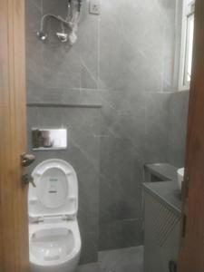 Bedroom One Image of 1500 Sq.ft 3 BHK Builder Floor for sale in Lajpat Nagar New Delhi for Rs. 32500000