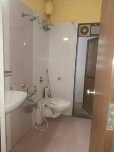 Common Bathroom Image of 533 Sq.ft 1 BHK Apartment / Flat for sale in Romell Empress, Borivali West Mumbai for Rs. 11400000