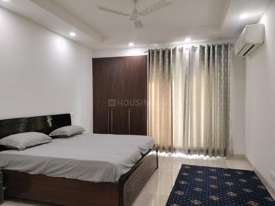 Bedroom Image of 3600 Sq.ft 4 BHK Builder Floor for rent in Green Park Extension New Delhi for Rs. 325000
