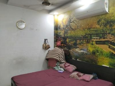 Bedroom Image of 603 Sq.ft 3 BHK Builder Floor for sale in Shastri Nagar New Delhi for Rs. 10000000