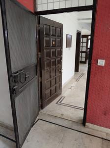 Image of 1800 Sq.ft 3 BHK Apartment / Flat for rent in Sector 19 Dwarka, New Delhi for Rs. 55000