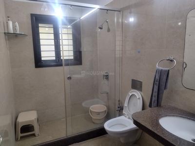 Bathroom Image of 4015 Sq.ft 4 BHK Villa for rent in Navratna Kalhaar Blues And Greens, Sanand Ahmedabad for Rs. 115000