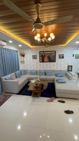 Vijay Nagar Main Image 1