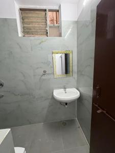 Bathroom Image of 1000 Sq.ft 2 BHK Apartment / Flat for sale in Surya Land Developers Avanti Elegance, Daldal Seoni Raipur for Rs. 2651000