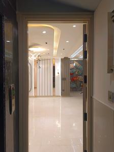 Main Entrance Image of 1080 Sq.ft 4 BHK Builder Floor for sale in Dwarka Mor New Delhi for Rs. 11500000