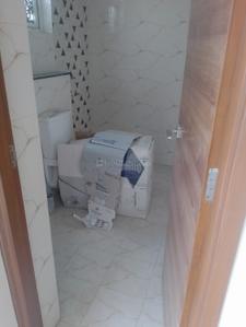 Bathroom Image of 1100 Sq.ft 2 BHK Apartment / Flat for sale in Sai Park Apartment, Sector 87 Faridabad for Rs. 7600000